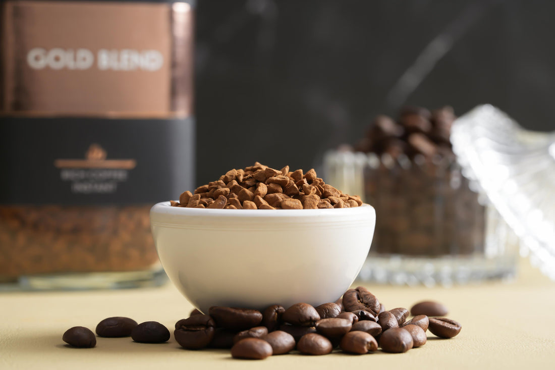 Chariot Gold Blend Rich Instant Coffee 200 g with With Free Stainless Steel Coffee Mug 400ml