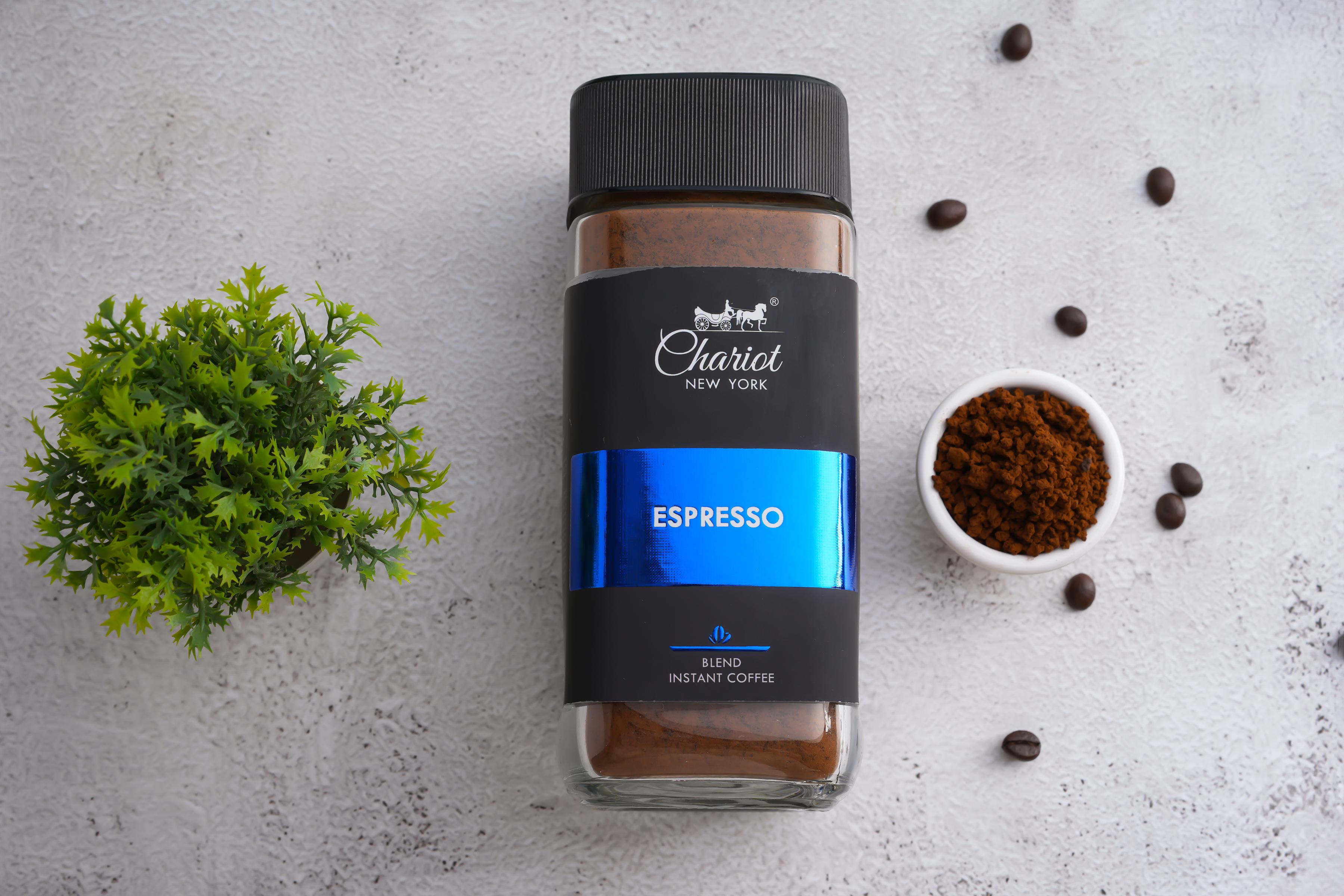 Chariot New York Espresso Blend 100% Arabica Agglomerated Instant Coffee 200 gm With Free Stainless Steel Coffee Mug 400ml